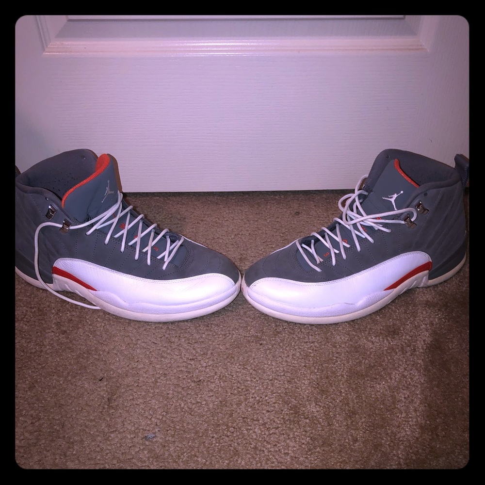Jordan retro 12s